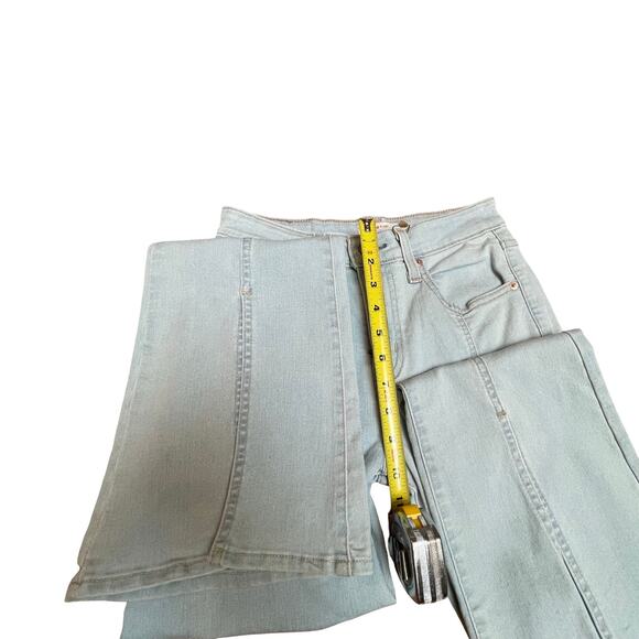 Levi's Women's 726 Flare Split-Hem Jeans Like New Size 26 - Picture 5 of 9